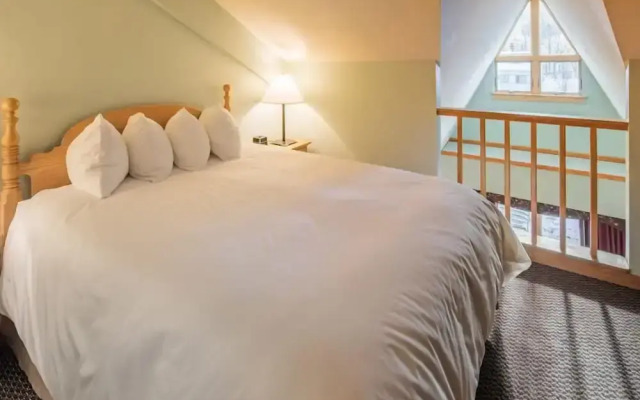 Sugarloaf Mountain Hotel