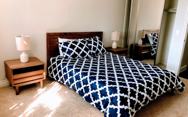 Luxury Suites - Heart of Beverly Hills