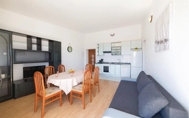 Nice Home in Kastel Luksic With Wifi and 1 Bedrooms