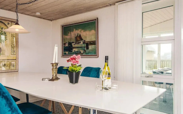 8 Person Holiday Home in Ulfborg