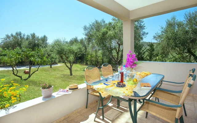 Zante Luxurious Villa-Private Heated Pool & Big Garden