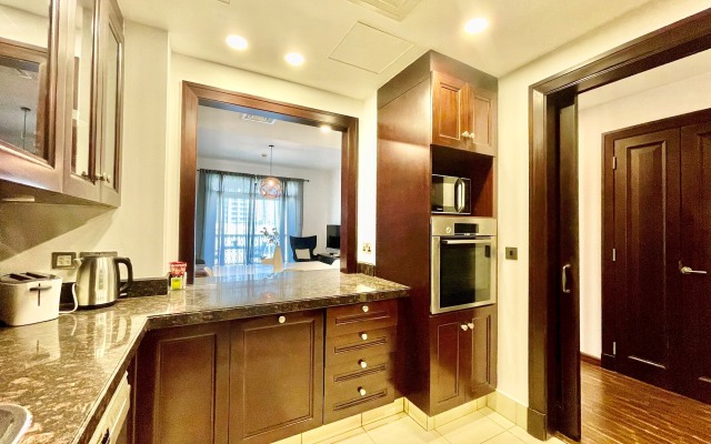 Ultimate Luxury in Dubai Downtown - Burj Views