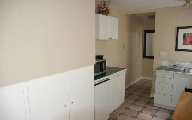 Douglas Guest House