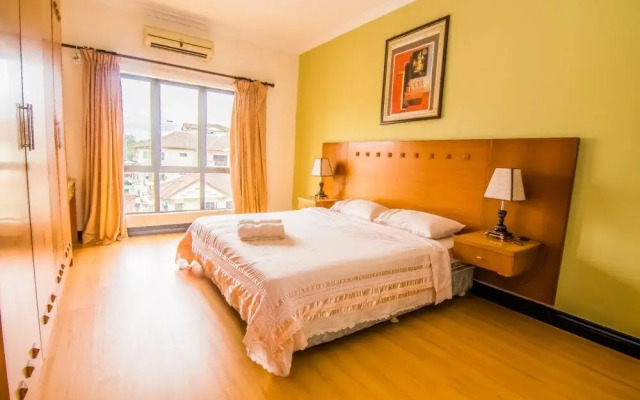 Marina Travellers Suite Marina Court