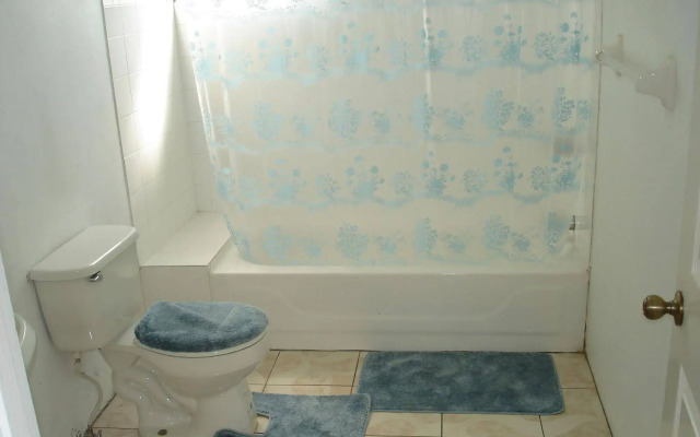 Treasure Bay Guesthouse