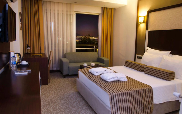 Lavin Otel