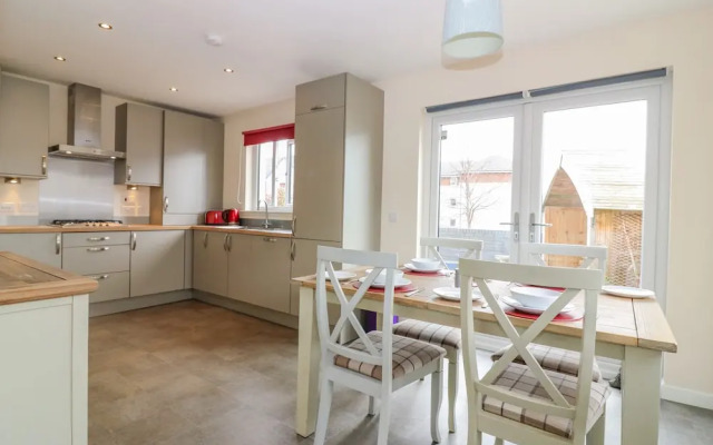 10 Goodhope Gardens