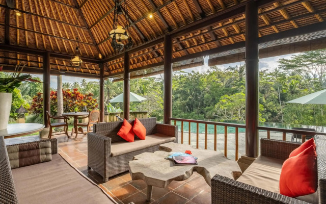 Villa Semana Resort & Spa