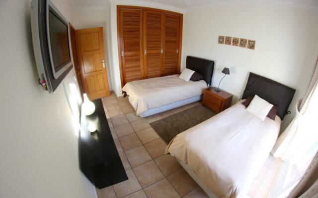 Wallis Villa