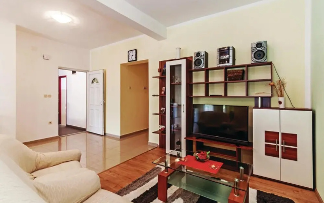 Beautiful Apartment in Zadar With 2 Bedrooms and Wifi