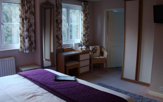 Pine Lodge Guest House