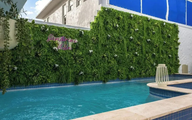 Ocean Park 3BD-3BA Pool Walktobeach -689