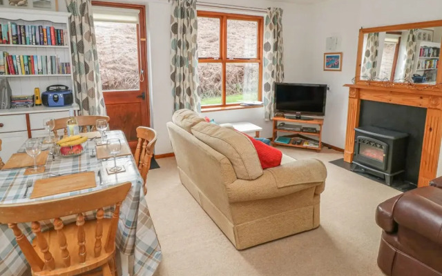 Waterside Cottage