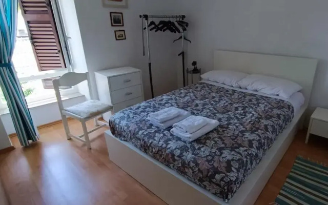 Luxury apartment Ivone with balcony