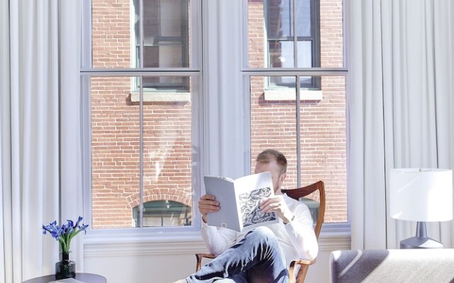 The Docent’s Collection – Thompson Block