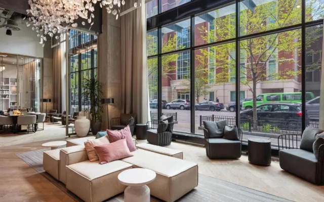 Cloud9 - River North at Aurelien
