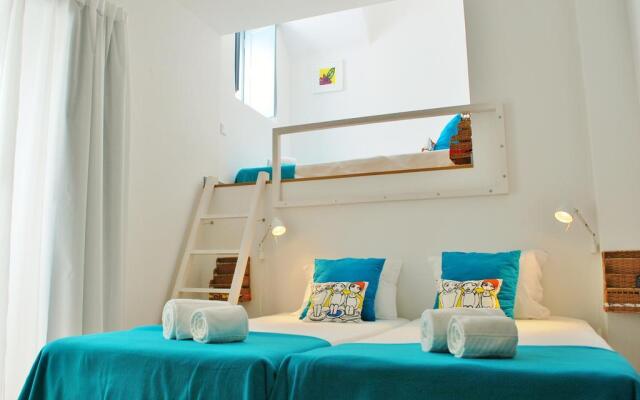 Peneco Albufeira GuestHouse - Hostel