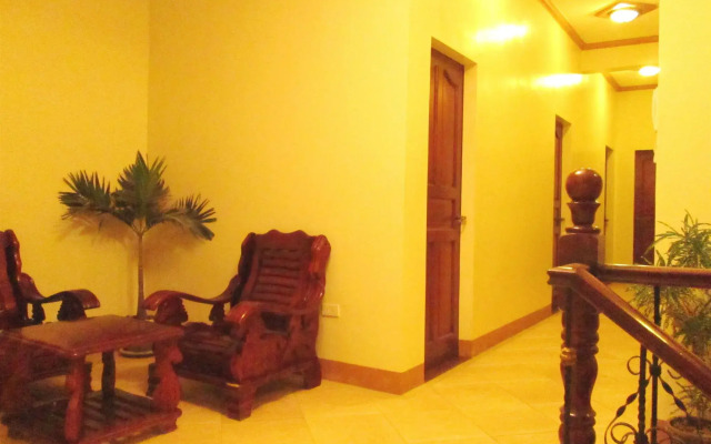 Casa D' Estrella Apartelle Vaccinated Staff