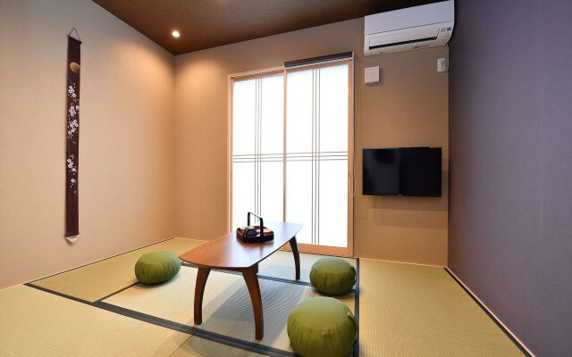 COTO Kyoto Heianjingumae