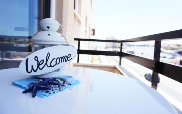 Lazuli Beach Apartment 209