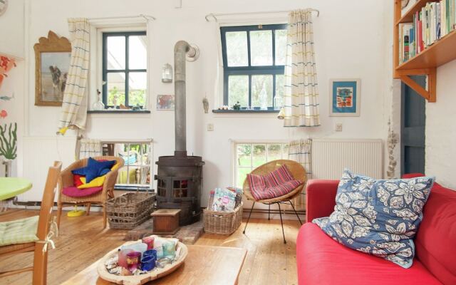 Cozy Holiday Home in Callantsoog with Private Garden