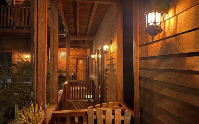 Krak-Inn by Andiani