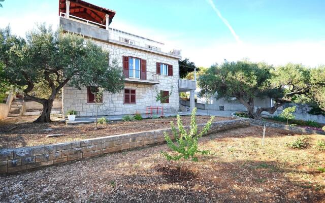 Apartments Iva