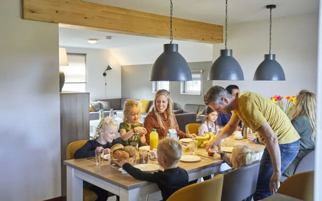 Nice Villa With Sauna, Whirlpool & Steam Shower