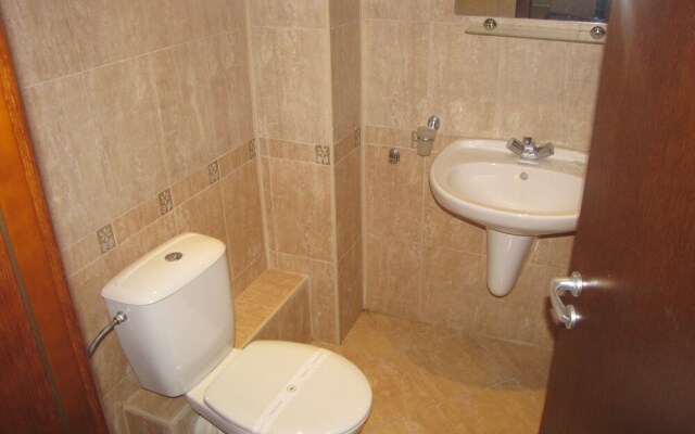Edelweiss Inn Apartments