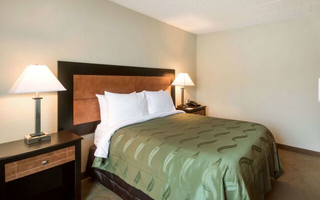 Chester Hotel & Conference Center