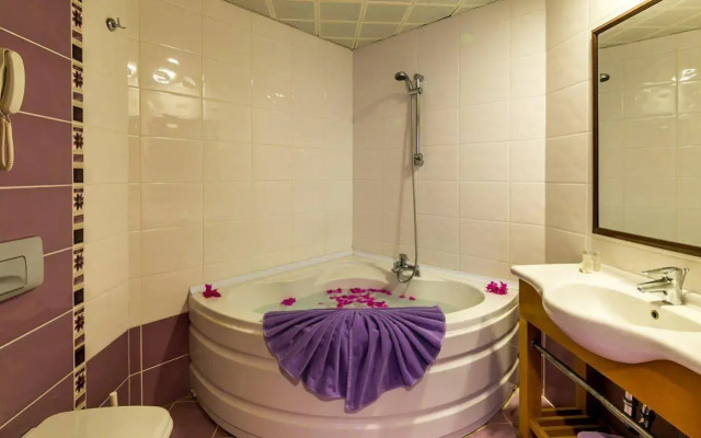 Costa Mare Suites