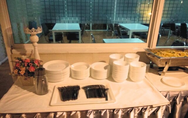 Hi life Hotel