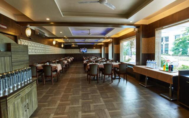 Hotel Ganpati Palace By Wb Economy