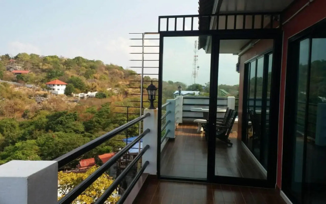 Ocean View Resort - Koh Sichang