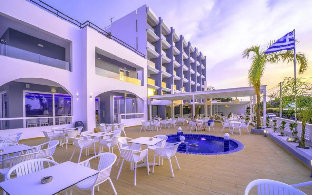 Oceanis Park Hotel