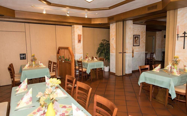 Hotel-Restaurant Zum Schwalbennest