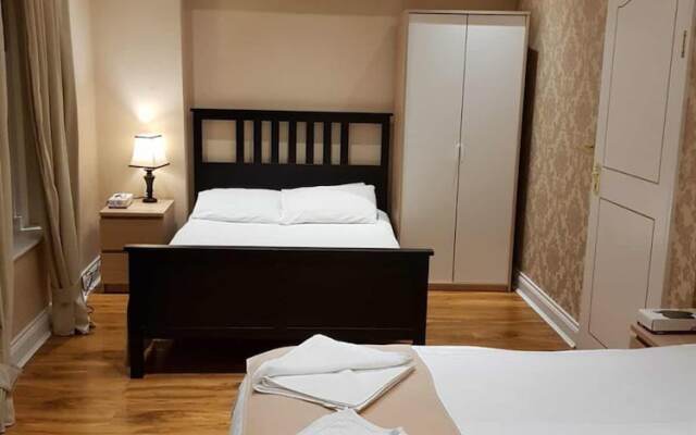 Tourian Lounge Hotel