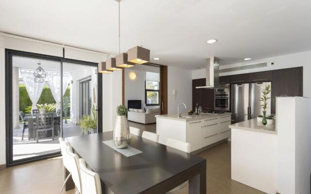 Villa Angela Family Suite