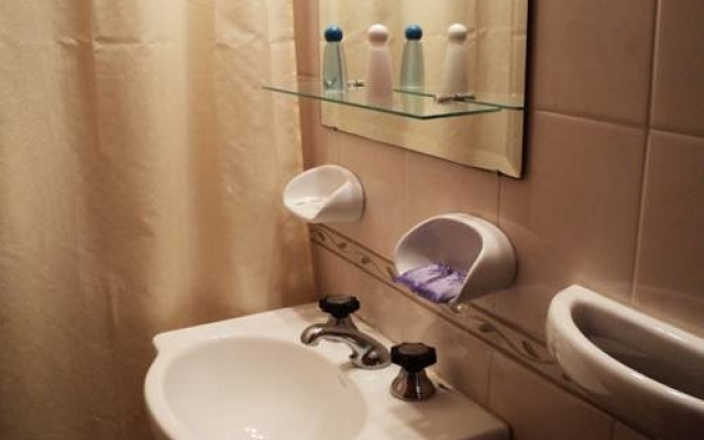 Hotel Las Acacias