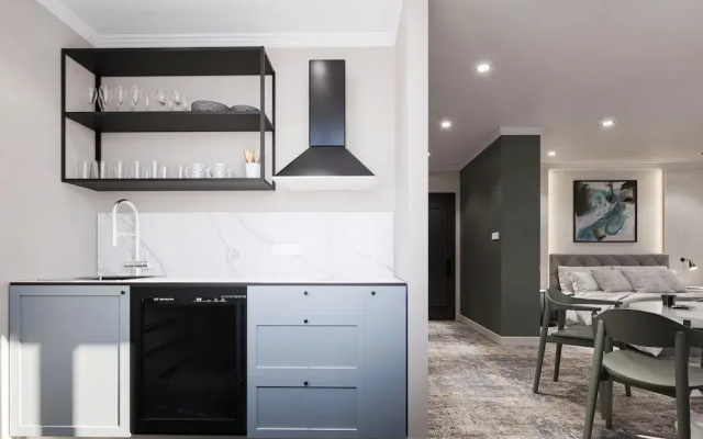 Black Gallo Residences