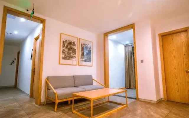 Coastal Huashu Boutique Hotel