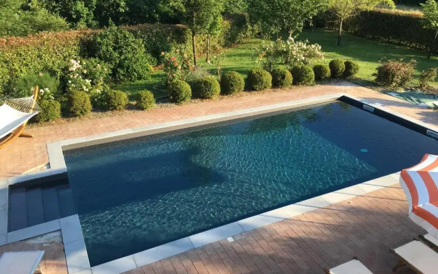 I Ginepri exclusive CountryHouse, 15pax, private pool, Aulla