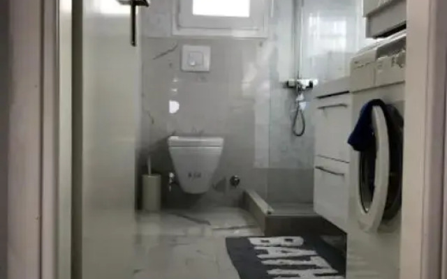 Eleni's Luxury Suite