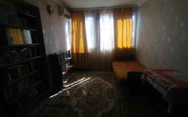 37 Platon Ioseliani Street