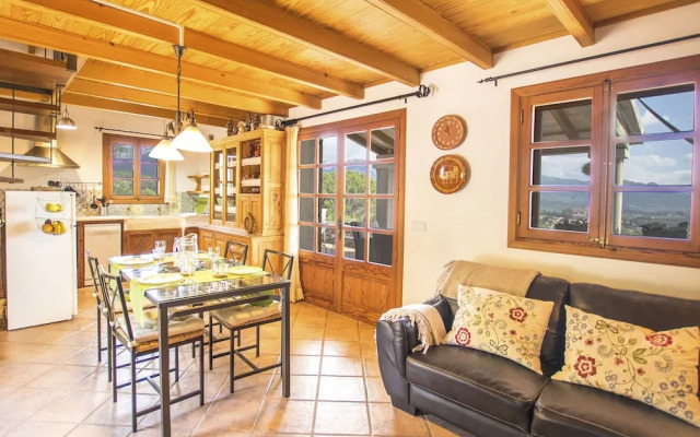 Villa in Mallorca With Private Pool