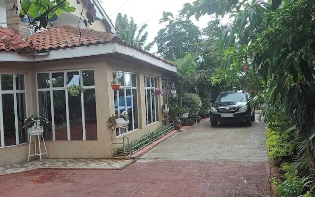 Lux Suites Utawala Private Residence