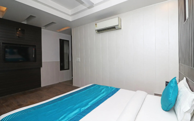 OYO 10584 Hotel Just Stay