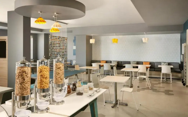 One Acapulco Diamante