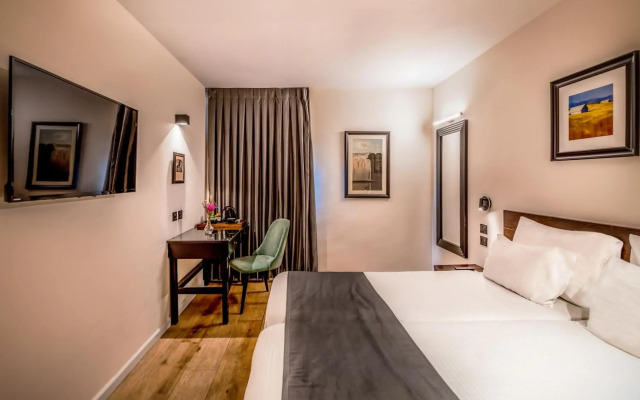 Jerusalem Gate Hotel