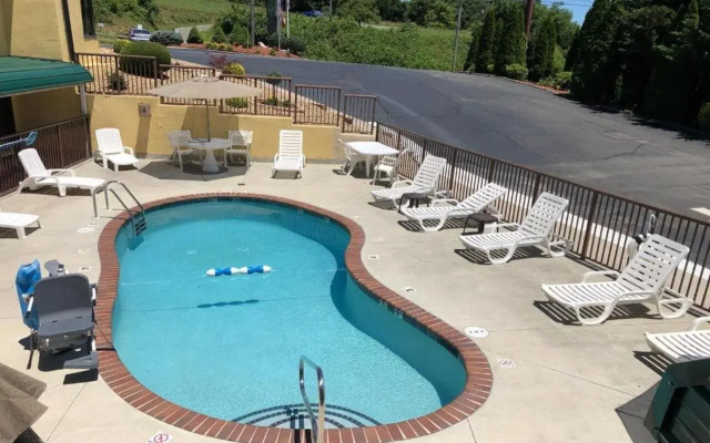 Quality Inn Hillsville